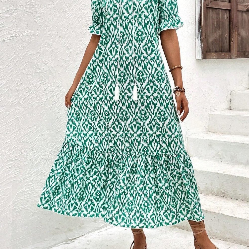 Green And White Boho Womens Tassel Tie Neck Flounce Sleeve Ruffle Hem Smo… - Picture 5 of 5